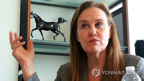 ����e�ƨ����̷����*���c�V�ˡ]���p���^