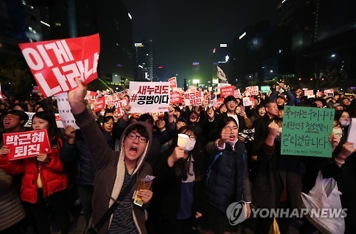 5��ߡA�b���ƪ��s���W�A�����̰��ۭn�D���Ӵf�F�v�U�O���f���C�]���p���^