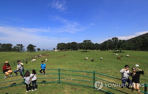 ��ƹϤ��G�C�Ȧb�٦{�q�ɨɬ��C�]���p���^