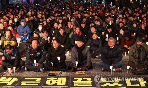 韓民眾明日燭光集會或成親信門局面分水嶺 - 2