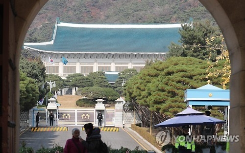 韓青瓦臺拒不鬆口 親信門政局或呈長期化趨勢 - 1