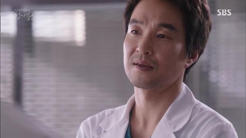 《浪漫醫生金師傅》韓石圭劇照