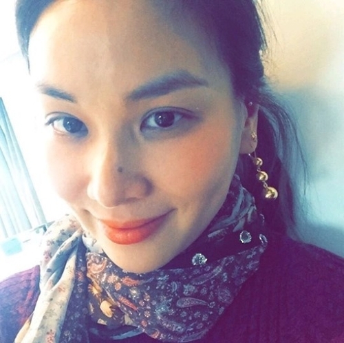 演員高素榮自拍照