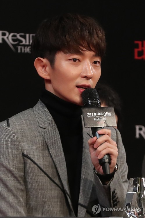 1��13��W�ȡA�b�����|�u�s���A�t�����ǰ�X�u�s���m�ͤƦM���G�׳��n�O�̷|�õ��O�̰ݡC�]���p���^ 