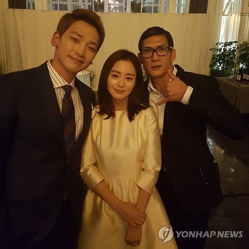 ��ƹϤ��G���_�̦���RAIN�B�����ƩMgod������T��C�]���p��/��T��Instagram�ӤH�㸹�I��)