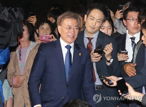 �Ϭ��@�P���D�ҭԿ�H��b�G�b�o���X�f���յ��G��e����|�C�n��KBS�BMBC�BSBS���T�j�D�y�q���O9��i�檺��19���n���`�ο��|�X�f���յ��G��ܡA��b�G���o���v��41.4%�A�H���˩��u�ջ����L�Կ�H�Aí�~�Ĥ@�C�]���p���^