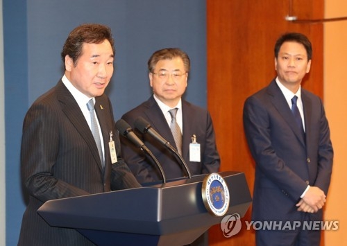 5月10日,在南韓總統府青瓦臺,李洛淵在記者會上就被提名為總理表態。(韓聯社)