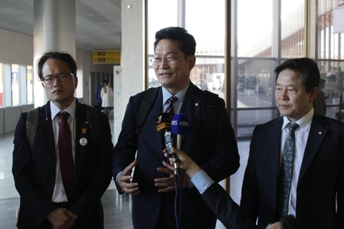 5��23��A�b�������¦C�����U��ھ����A�n���`�ίS�ϧ��æN�]�~���^�����n�X�n���S���O�̹αĳX�C�]���p���^