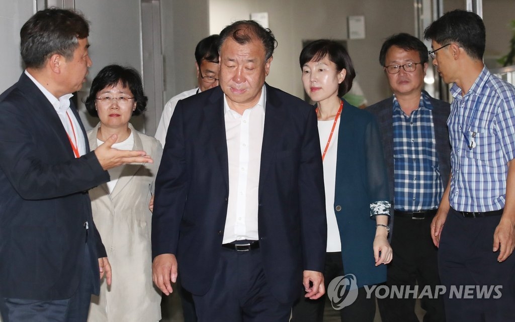 7��15��A�b�@�v�����n�������F���줽�ӡA�̧C�u��e���|�D�u���q��]�~���^�Τ��q�e���̨��J�|���C�]���p���^