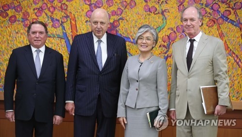 7��18��A�b�n���~�泡�j�ӡA�~�泡���x�d�ʩM�P���ꡧ�n����|���N���X�v�C�]���p���^