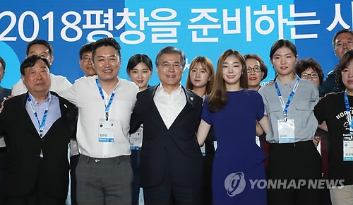 7��24��U�ȡA�b������������ȫװ����A��b�G�]�e�ƥ��T�^�X�u�����V���˭p��200�Ѭ������ʡA�P�w�ƤH���X�v�C���p��