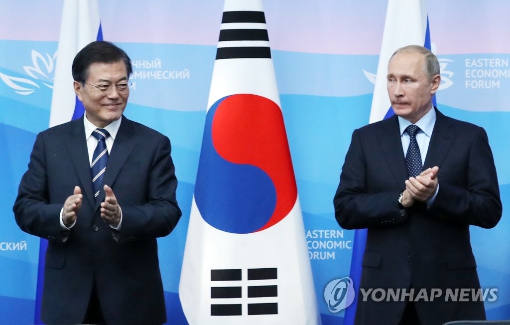 ���a�ɶ�9��6��U�ȡA�b�Xù���ũԭ}�U�����J���F�p���j�ǡA�n���`�Τ�b�G�]���^�P�Xù���`�δ��ʦ@�P�|���O�̡C�]���p���^