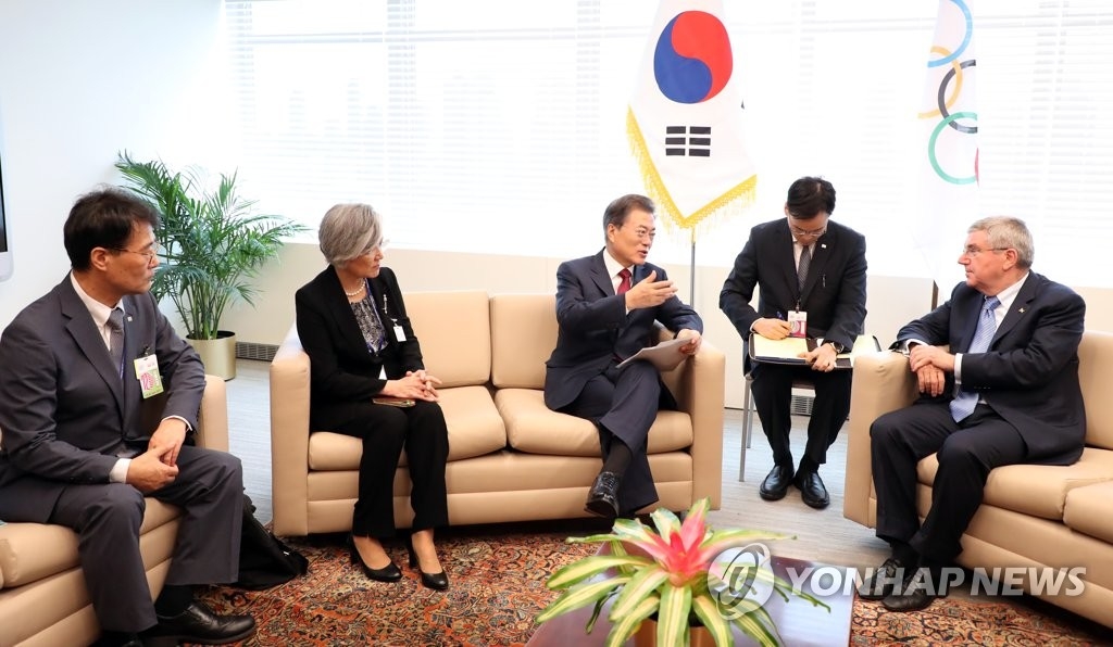 ���a�ɶ�9��19��W�ȡA�b����ì��p�X���`���A�n���`�Τ�b�G�]���T�^�P��ڶ��|�u�ڻ��]�k�@�^���b�ˤ��|�͡C�]���p���^ 