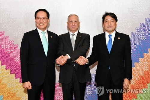 ��ƹϤ��G���a�ɶ�10��23��A�b��߻��A�n���������êZ�]���_�^�B����꨾�����������B�饻���ìۤp���x���崤��X�v�C�]���p���^