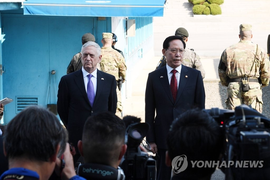 10��27��U�ȡA�b���ʽB�D�Y�{�����D�x�ưϪO�����@�Pĵ�ưϰ�A�n���꨾�����x���êZ�P����꨾�����������������H���C�]���p���^