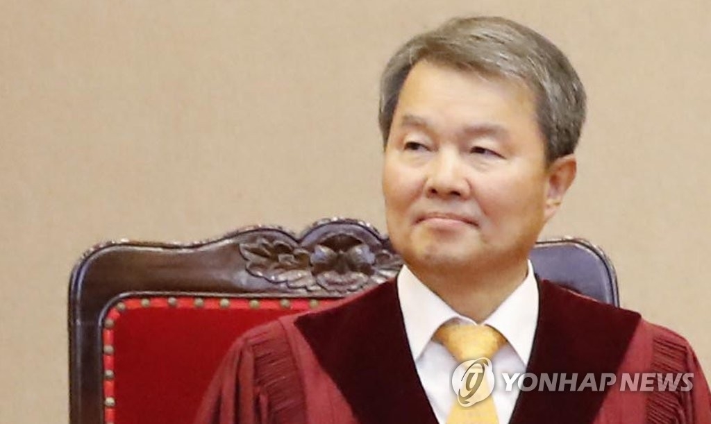 10��27��U�ȡA�˰|�k�x��������˰|�|�����W�C�Ϭ�������26��f�z�H�˪k�߼f�P�ץ�M�˪k�D�^�f�P�ץ�C �]���p���^