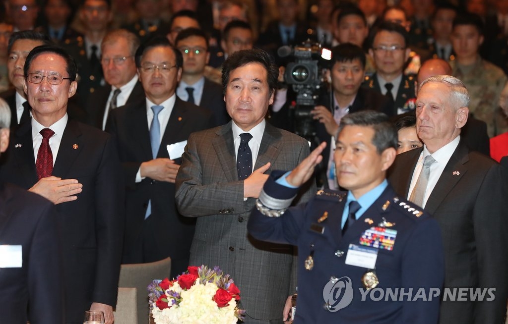 10��27��U�ȡA�b�����A�n�����x�Ԥͷ|�M�����P���]�Φ@�P�D�������P���߮b�C�n���꨾�����x���êZ�]�G�ƥ��_�^�B����`�z�����W�B���꨾���������B�n���p��ĳ���G�����]�k�G�^�X�u�C�]���p���^