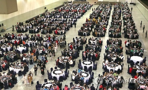 ��ƹϤ��G�h�~�X�ݰy�s�������d�H�ȹC�ΡC�]���p���^