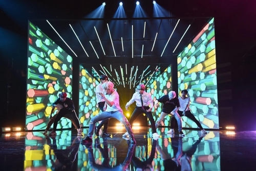 ��ƹϤ��G���u�֦~�Ϊ��������ּ����ƻR�O�C�]���p��/�������֤j���x��SNS���ѡ^