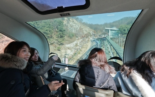 ������y�C�����~��C�ȡ]���p���O�̦��t�b�^