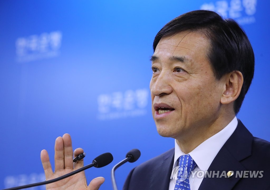 ��ƹϤ��G11��30��W�ȡA�b�����n���Ȧ�A������W�P�b���ĳf���e���|����|ĳ��l�}�O�̷|�C�]���p���^ 