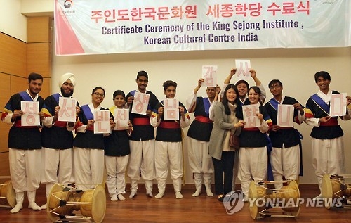 ��ƹϤ��G�h�~12��16��A�b�L�׷s�w���n����ư|�A�@�v�ǰ��|�浲�~�����C�]���p��/�n���n�L�פ�ư|�|��^