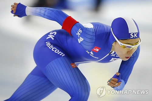 ��ƹϤ��G2017�~11��10��A���۪�ѥ[2017/2018�ɩu��ڷ��p�u�D�t�ƥ@�ɬײĤ@���k�l500�̶��ؤ��ɡC�]���p��/���p���^