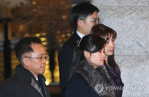 1��22��U�ȡA�b�����اJ�s���s���A�ȪQ��@��b�����]�\�U�ιL���\��W�k�~�C�]���p���^