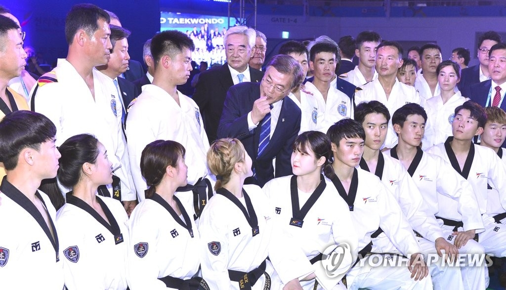 ��ƹϤ��G2017�~6��24��A�b�n����ù�_�D�Z���p�|�檺WT�@�ɶ`���D�A���ɶ}�����W�A�n���`�Τ�b�G�P���¶`���D�ܽd�ΦX�v�C�]���^