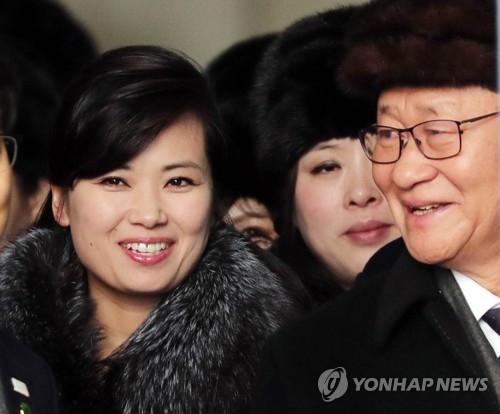 2��7��W�ȡA�b����D�����A�ȪQ��U���P�����H�h��͡C�]���p���^