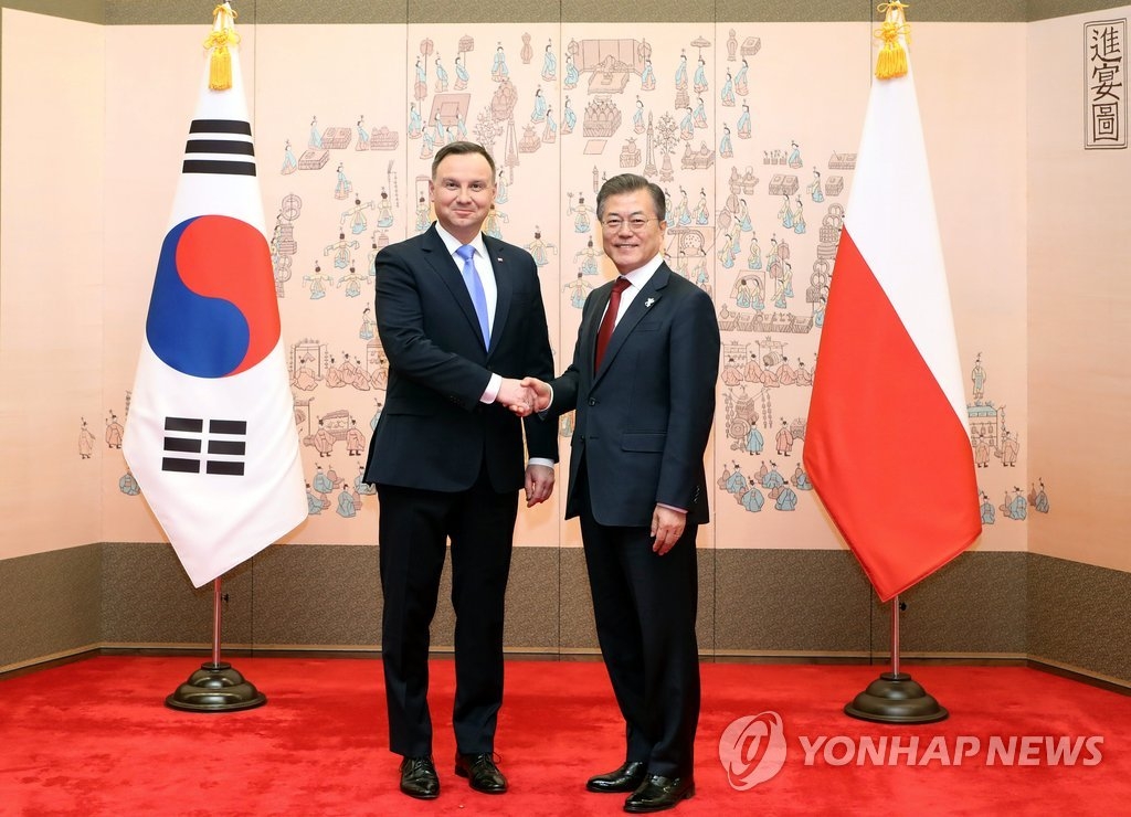 2��8��A�b�C�˻O�A�n���`�Τ�b�G�]�k�^�|���i���`�Φw�ǥ�·���F�A�ô���X�v�C�]���p���^