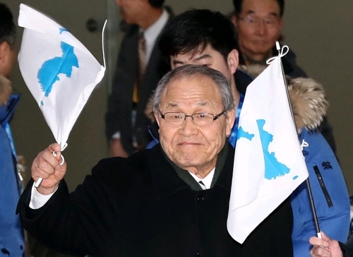 2��8��A�b���������A�ѮȤ���A�H�`�p�X�|�|���զ����ԩԶ����������A�ǳƬ������V���|�������p���[�o�U�¡C�]���p���^