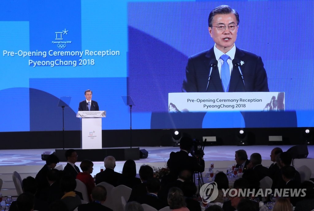 2��9��U�ȡA�b�����A�n���`�Τ�b�G�b�U���ɤH�۫ݷ|�W�P�w����C�]���p���^