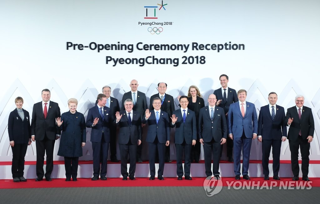 2��9��U�ȡA�b�����A�n���`�Τ�b�G�]�e�Ƥ��^�P���A�̰��H���|ĳ�`���e���|�e�������ën�]��Ƥ��^���U���ɤH�b�����V���۫ݷ|�W�V�O�̴���P�N�C�]���p���^