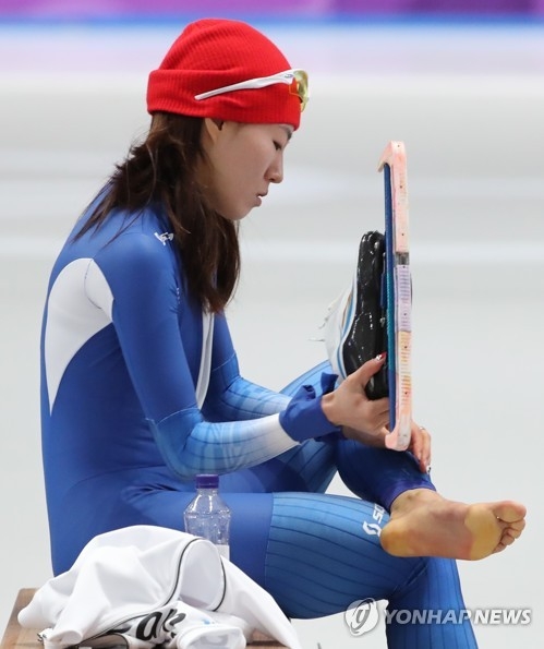 2��18��A�����V���|�t�Ƥk�l500�̤��ɦb�����t���]�i��A���۪�}���põ���Ҧo���V�O�C�]���p���^