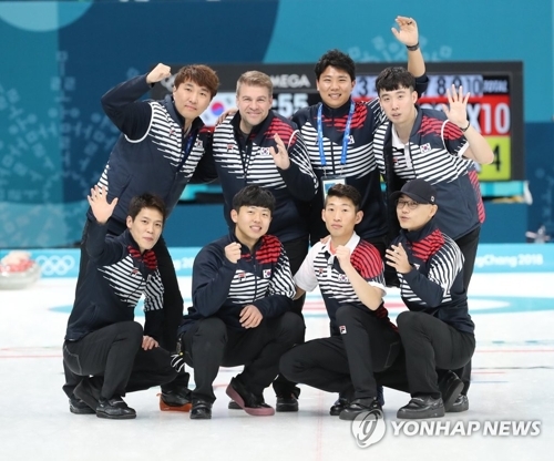 2��21��A�b�����B�����ߡA�n���B���k���b�����P�饻�������ɫ�X�v�d���C�]���p���^