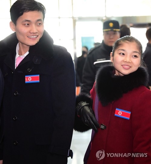 2��26��A�b�ʽB�D�Y�{����ù�s�n�_�X�J�ҨưȩҡA���A��˷ƦB���H�ƲզX�G�L�ɡ]�k�^�M���D�ӥX�Ҫ�^���A�C�]���p���^