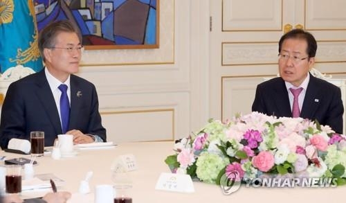 3��7��U�ȡA�b�C�˻O�A�n���`�Τ�b�G�ܽЫn���³������ҭ��b�C�˻O�|����\�|��C�Ϭ���b�G�]���^�P�ۥѫn�����ҭ��x�Ǩ@�C�]���p���^