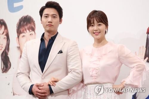 3��14��U�ȡA�b�������n�Ϫ��Ӯc�s���A�t�������z(�k)�M���|��X�uKBS�ĤG�W�D�s�g���@�m�@�_�ͬ��a�n�w�ɵo�G�|�C(���p��)