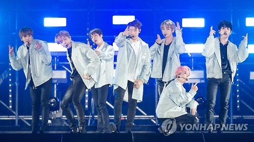 ��ƹϤ��G���u�֦~�Υ@�ɨ��j�t�۷|��2017 BTS LIVE TRILOGY EPISODE III THE WINGS TOUR�������������t�{���]���p���^