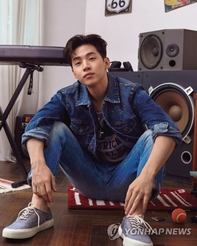�q��Henry�]Label SJ���ѡ^