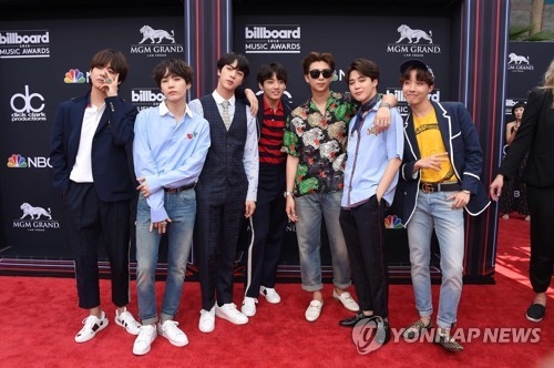 ��ƹϤ��G���a�ɶ�5��20��A�b����Դ����[���A���u�֦~�Φb��2018���ꤽ�i�P���ּ����{��§����q�W�����C���ӡC�]���p��/���p���^