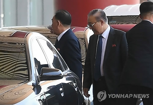 5��30��A���A�Ұ��Ҥ��޹����ưȪ��Ʃe�����ݲΤ@�Խu�������^����F�_�ʭ��������A�ǳƷf�������گ��CA981��Z�����ì��C�]���p��/�k�s���^ 