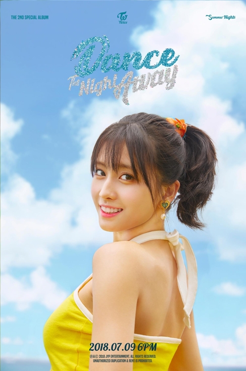 ���y����Momo