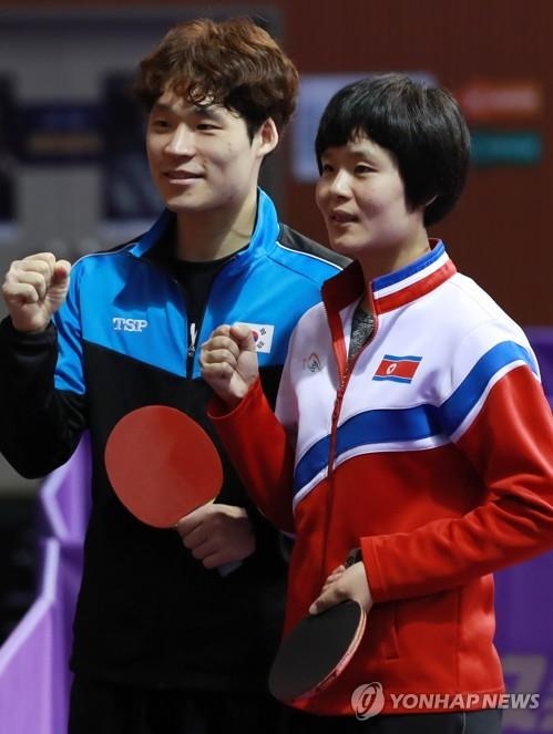 7��17��A�b�j���|�檺2018�~��ڥ��p�@�ɨ��j�ɫn�����}�ɸ���ɤW�A�i�t���]���^�M������X�v�C�]���p���^