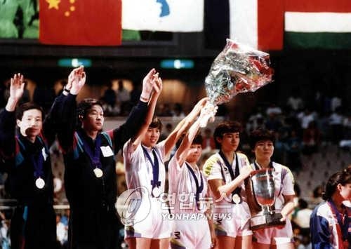 ��ƹϤ��G1991�~4��24��A�b�饻�d���@���ɤW�A�����p����o�a�x�C�]���p���^