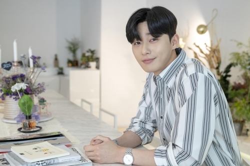 ��ԫT�]Awesome ENT�ѹϡ^