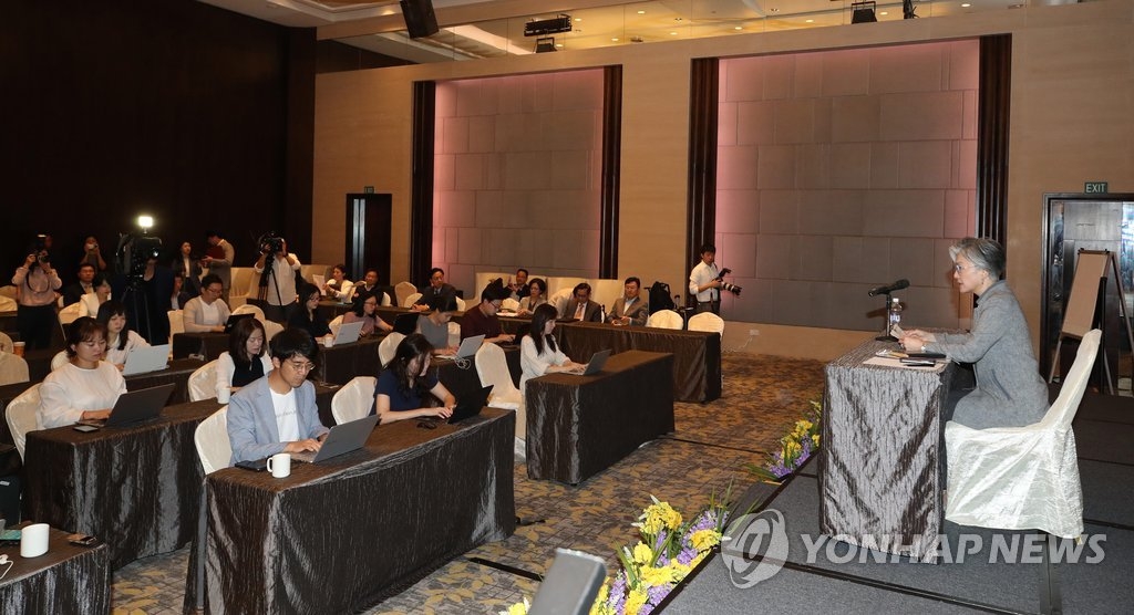 8��5��A�b�s�[�Y�@�a�s���A�n���~���d�ʩM�l�}�O�̷|�A�`���F���a�Ͻ׾¡]ARF�^�t�C�|ĳ�C�]���p���^