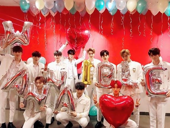 �k��Wanna One�]�x��Instagram�^