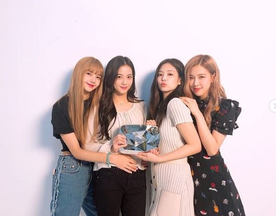 BLACKPINK�]Instagram�e���I�ϡ^